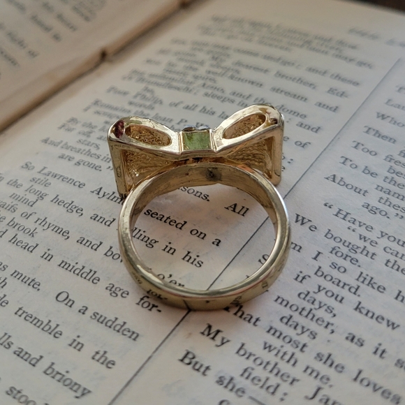 Crystal bow ring - Picture 5 of 7